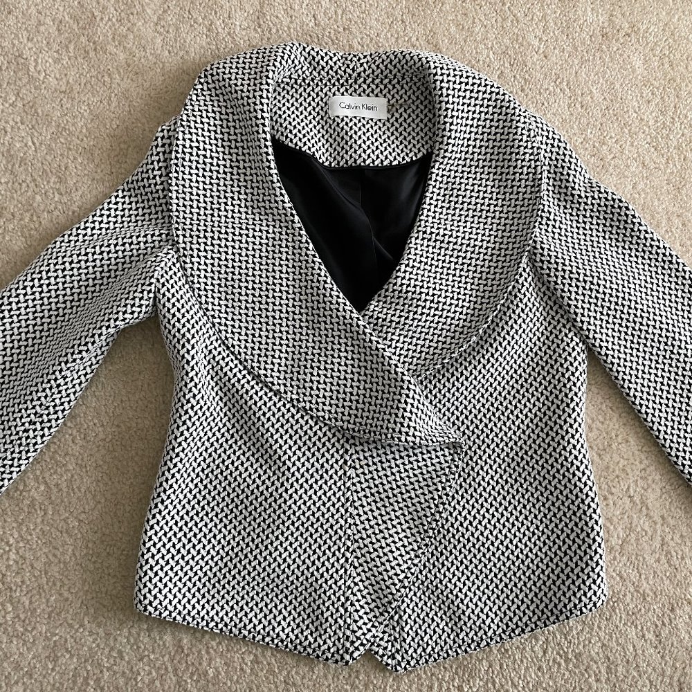 Calvin Klein 3/4 Sleeve Knit Blazer Size 6